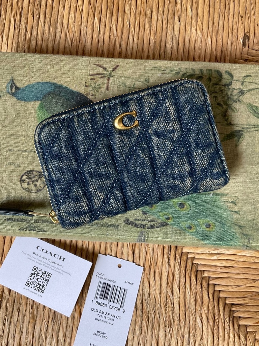 Coach zip card case